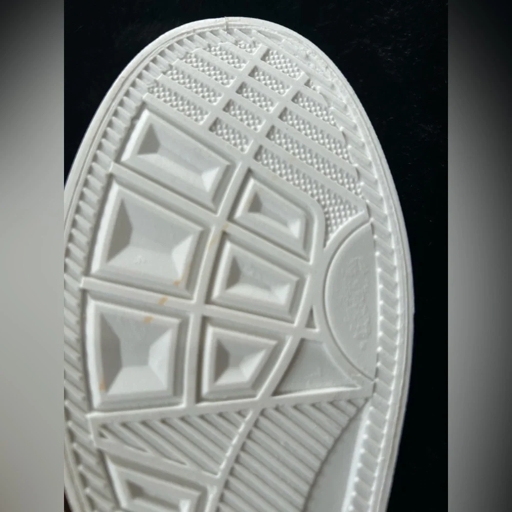 Casual Canvas Sneakers – Stylish & Comfortable Everyday Shoes, Size 38